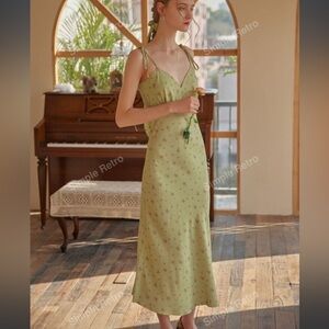 Simple Retro Floral Knot Detail Cami Dress, New with Tags, Size Small